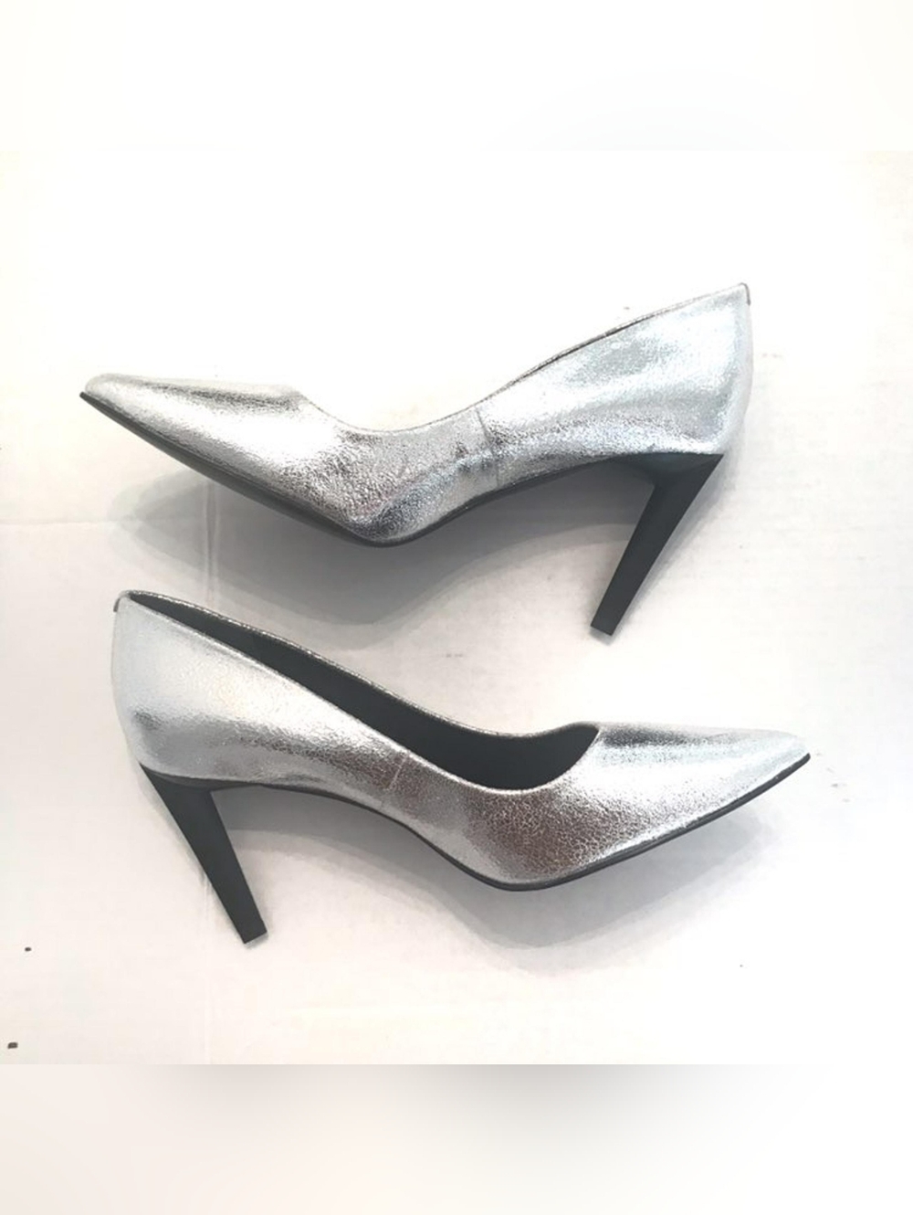 Silver Pointed-Toe Women’s Pumps